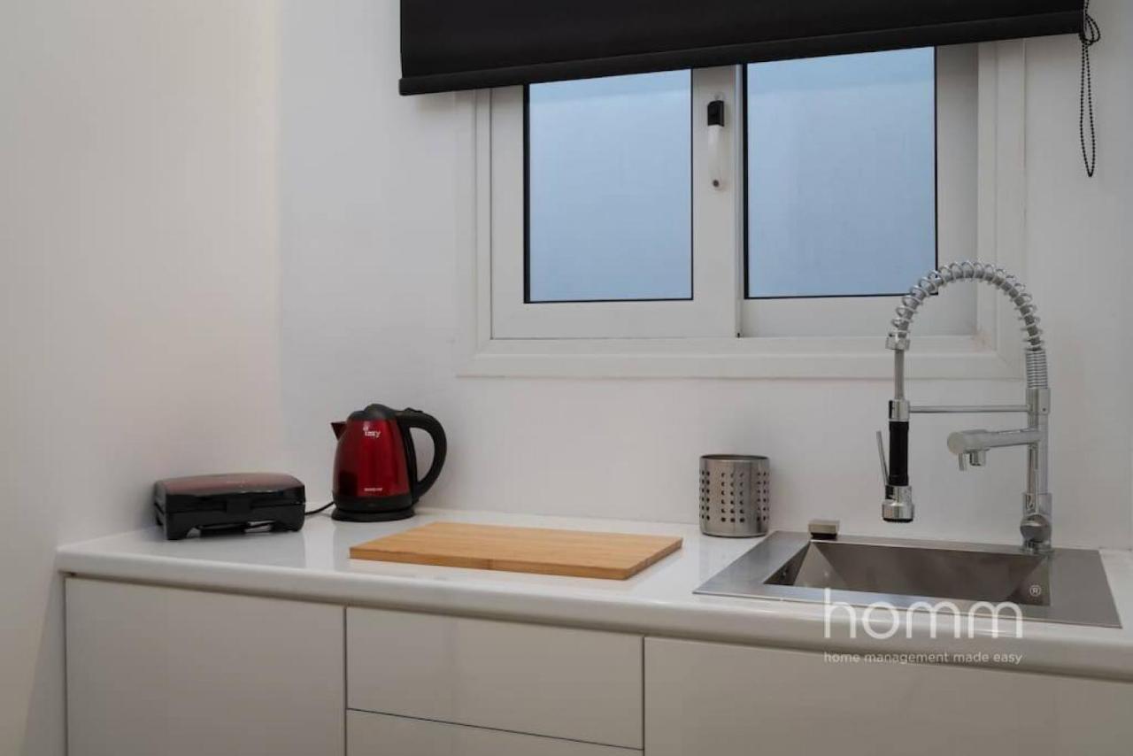 34Sqm Minimal Homm Apartment With Acropolis View Atina Dış mekan fotoğraf
