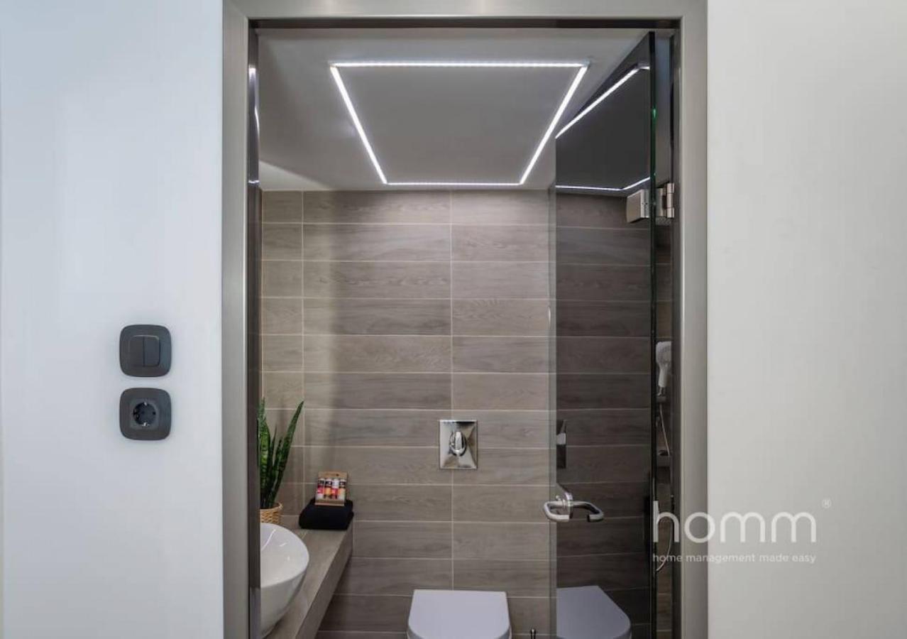 34Sqm Minimal Homm Apartment With Acropolis View Atina Dış mekan fotoğraf