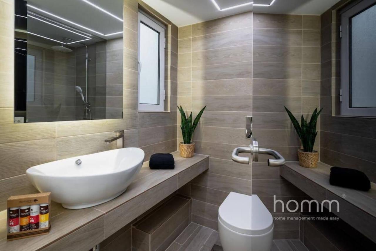 34Sqm Minimal Homm Apartment With Acropolis View Atina Dış mekan fotoğraf
