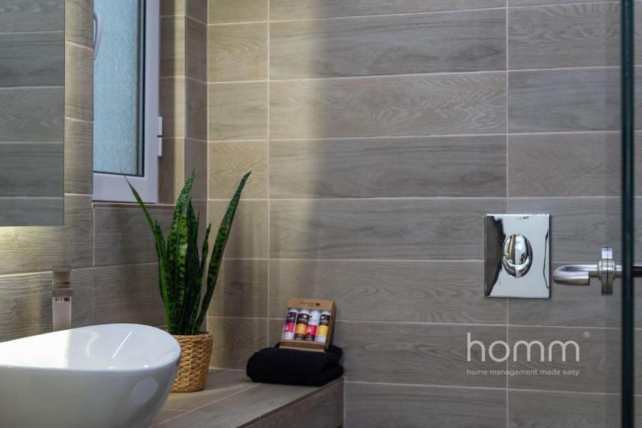 34Sqm Minimal Homm Apartment With Acropolis View Atina Dış mekan fotoğraf